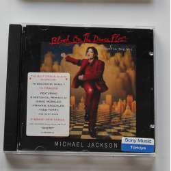 Michael Jackson - Blood On The Dance Floor