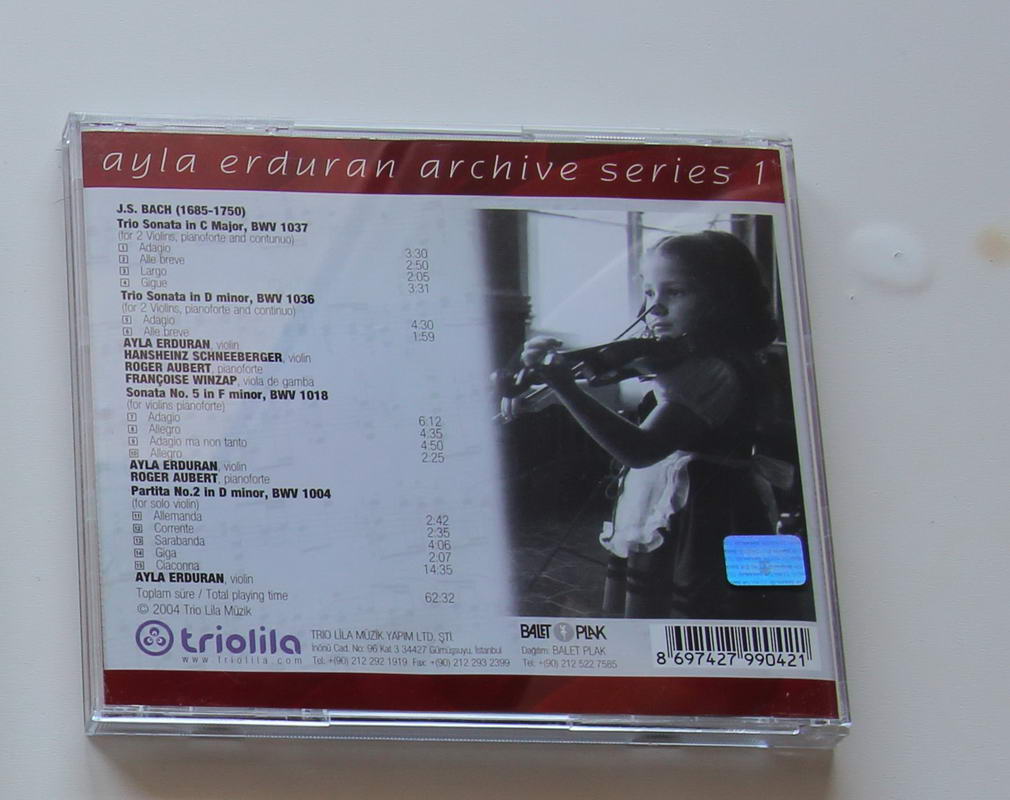 Ayla Erduran - Archive Series 1 Arka