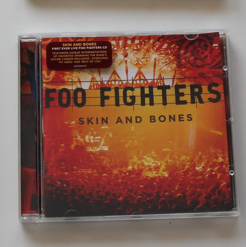 Foo Fighters - Skin and Bones