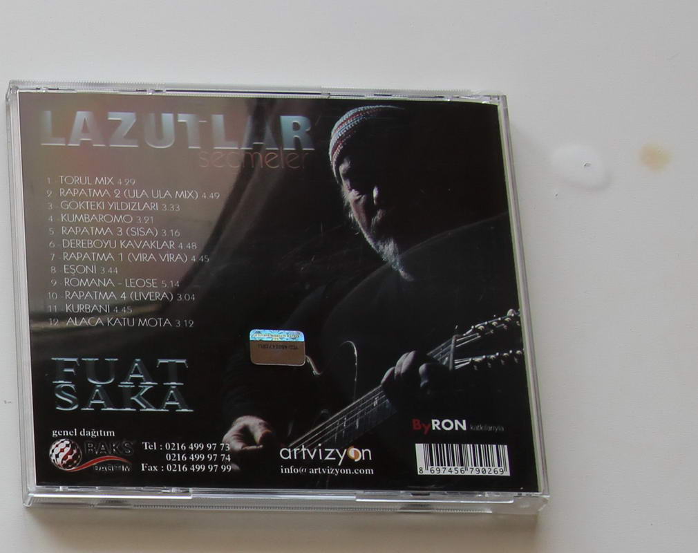 Fuat Saka - Lazutlar Seçmeler Arka