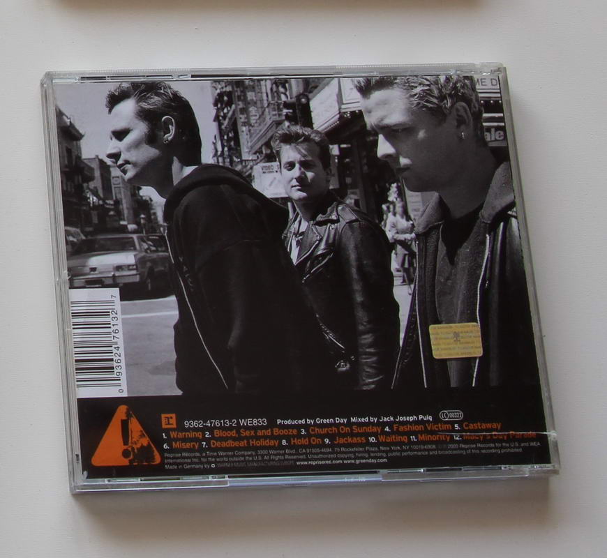 Green Day - Warning: Arka