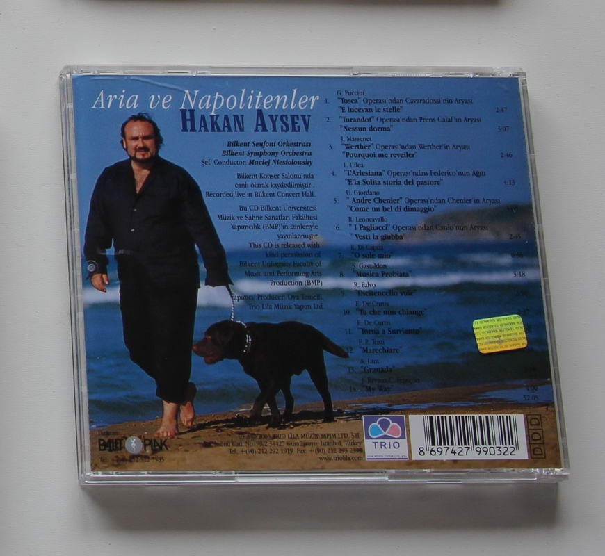 Hakan Aysev - Aria ve Napolitenler Arka