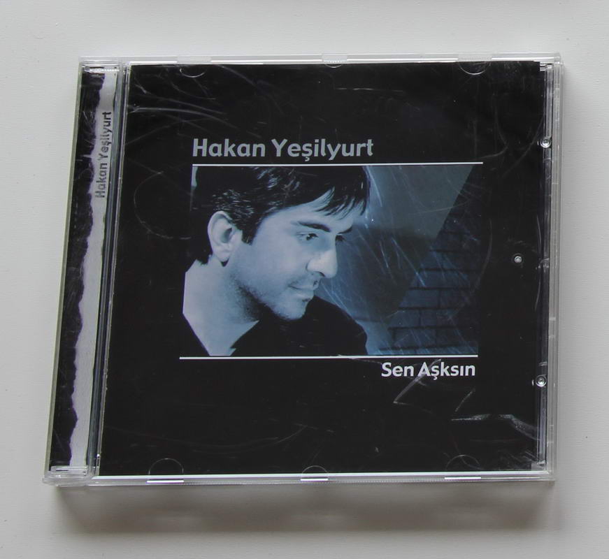 Hakan Yeşilyurt - Sen Aşksın