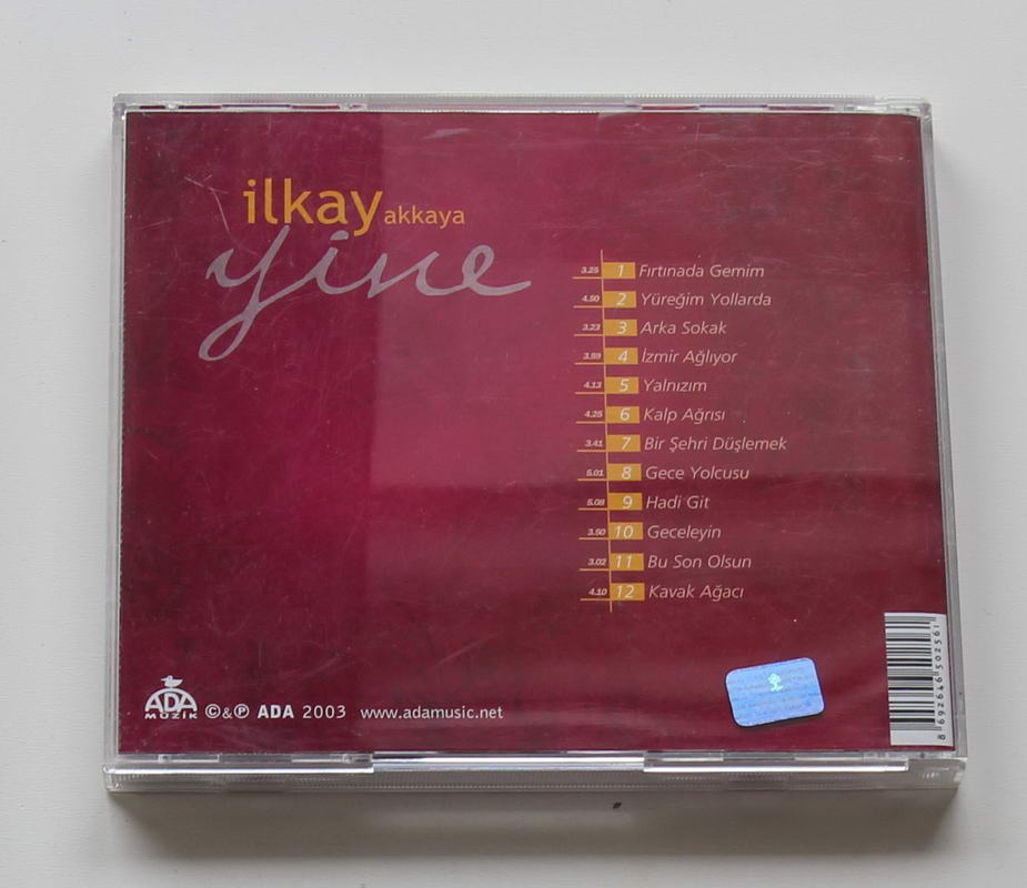 İlkay Akkaya - Yine Arka