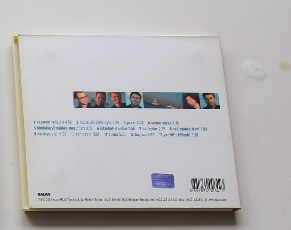 İncesaz - Üç - İstanbul a Dair Arka