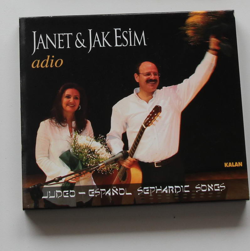 Janet & Jak Esim - Adio