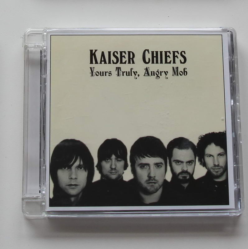 Kaiser Chiefs - Yours Truly Angry Mob