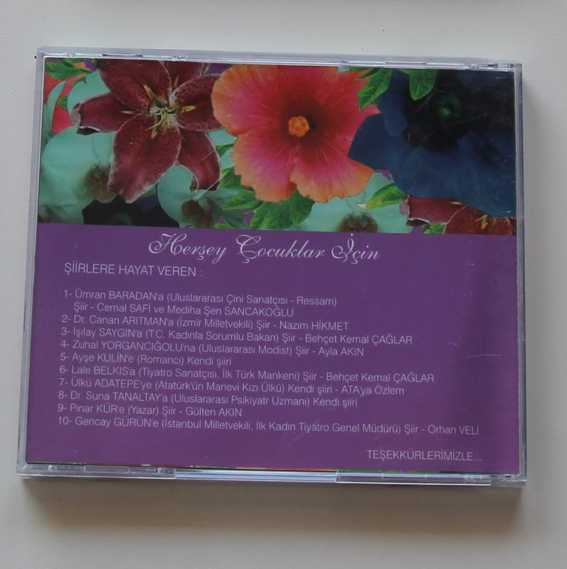 Kolektif - Cumhuriyet Kadınları Şiir CD si Arka