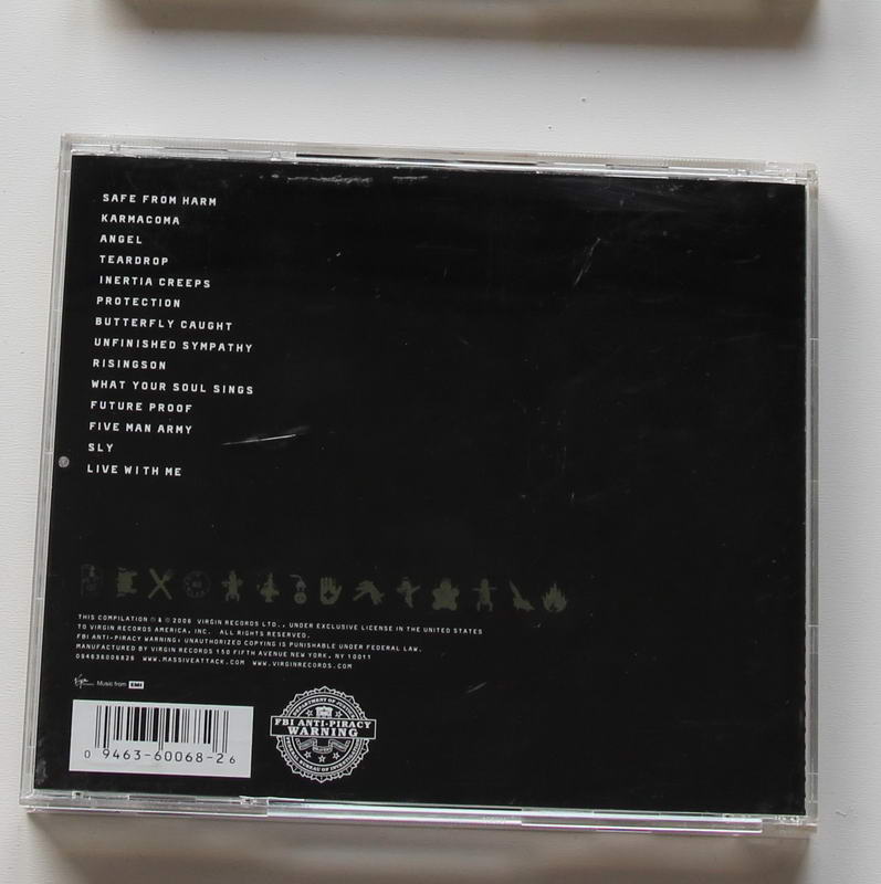 Massive Attack - Collected Arka