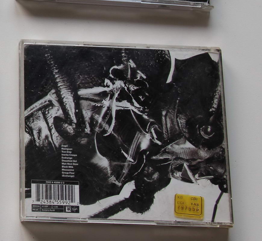 Massive Attack - Mezzanine Arka