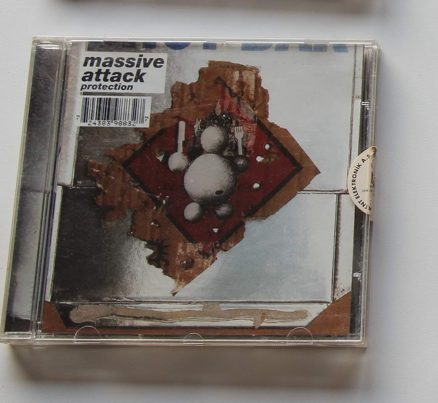 Massive Attack - Protection