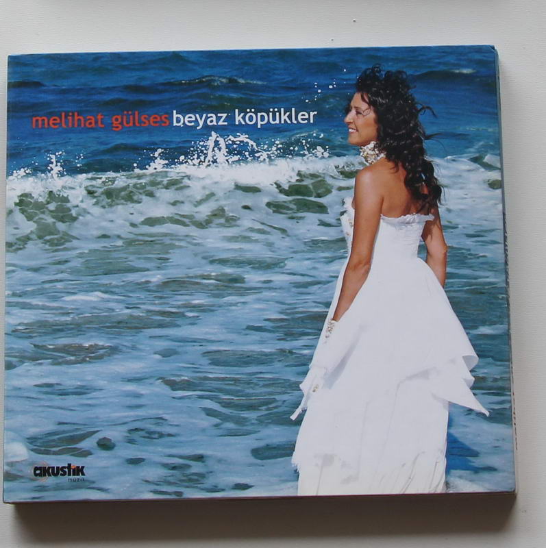 Melihat Gülses - Beyaz Köpükler