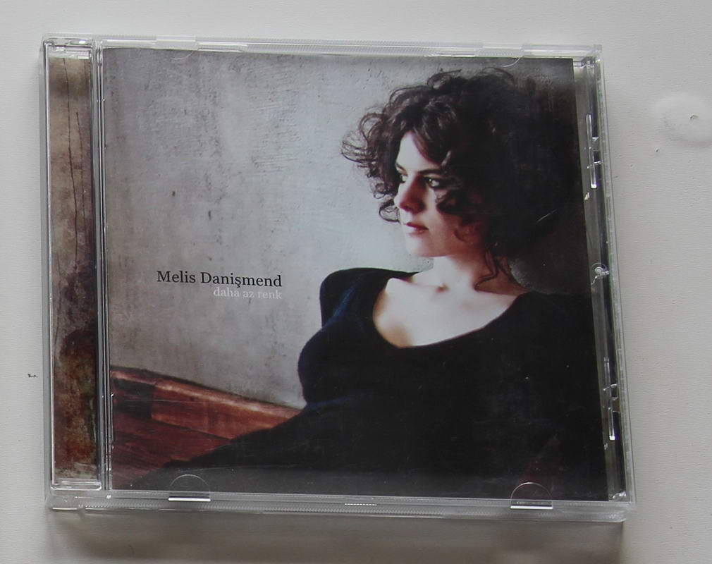 Melis Danişmend - Daha az renk