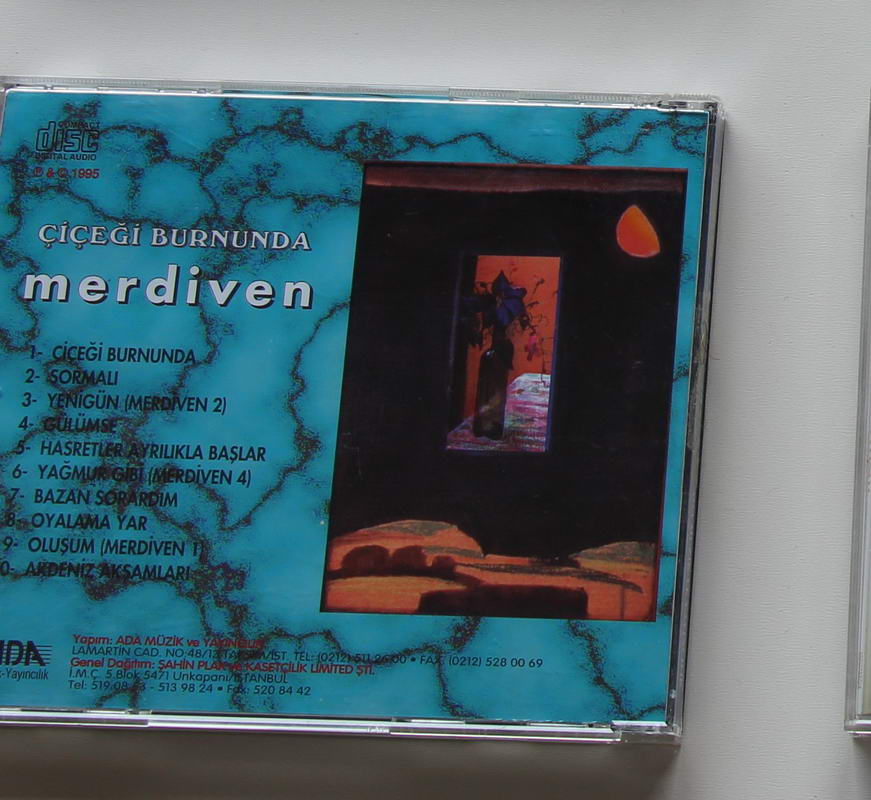 Merdiven - Çiçeği Burnunda Arka