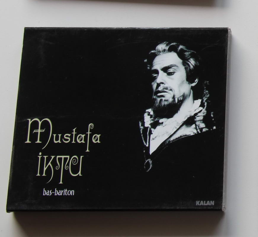 Mustafa İtku - Bas-Bariton