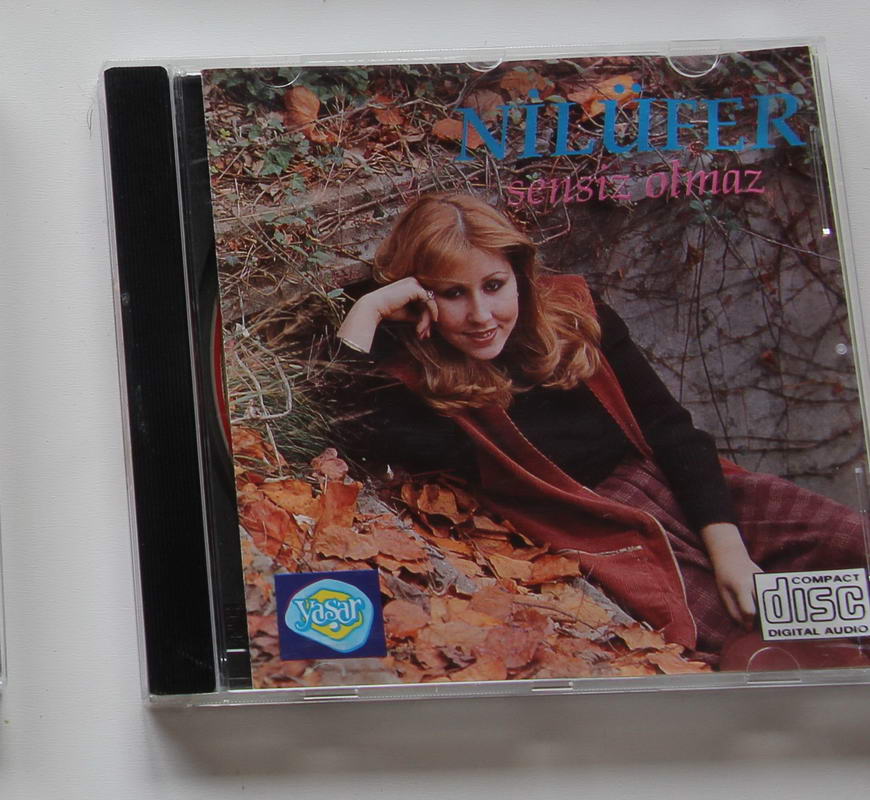 Nilüfer - Sensiz Olmaz
