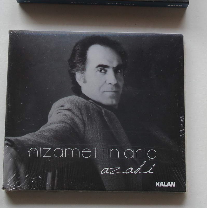 Nizamettin Ariç - Azadi