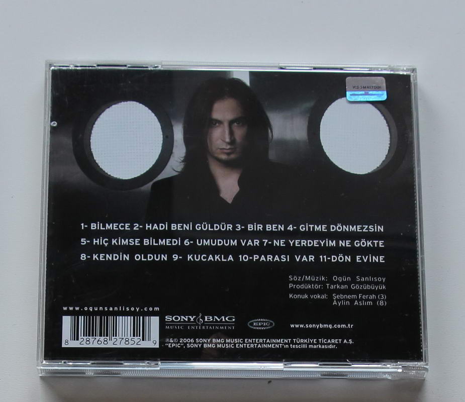 Ogün Sanlısoy - Üç Arka