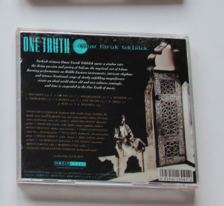 Omar Faruk Tekbilek - One Truth Arka