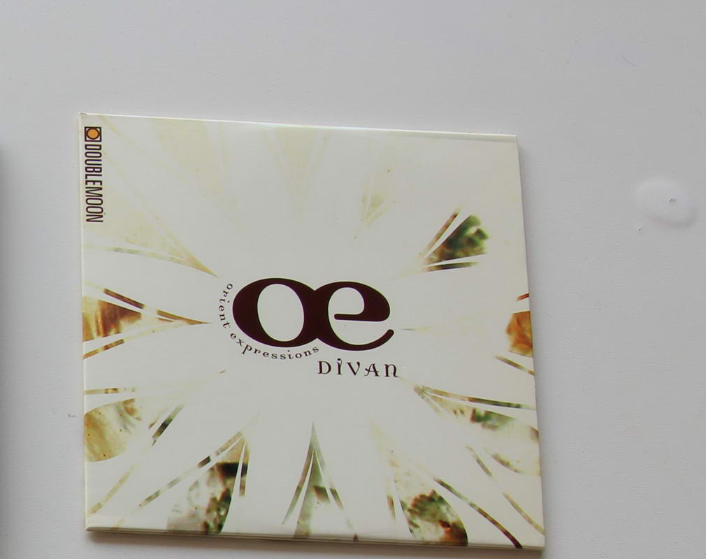 Orient Expressions - Divan