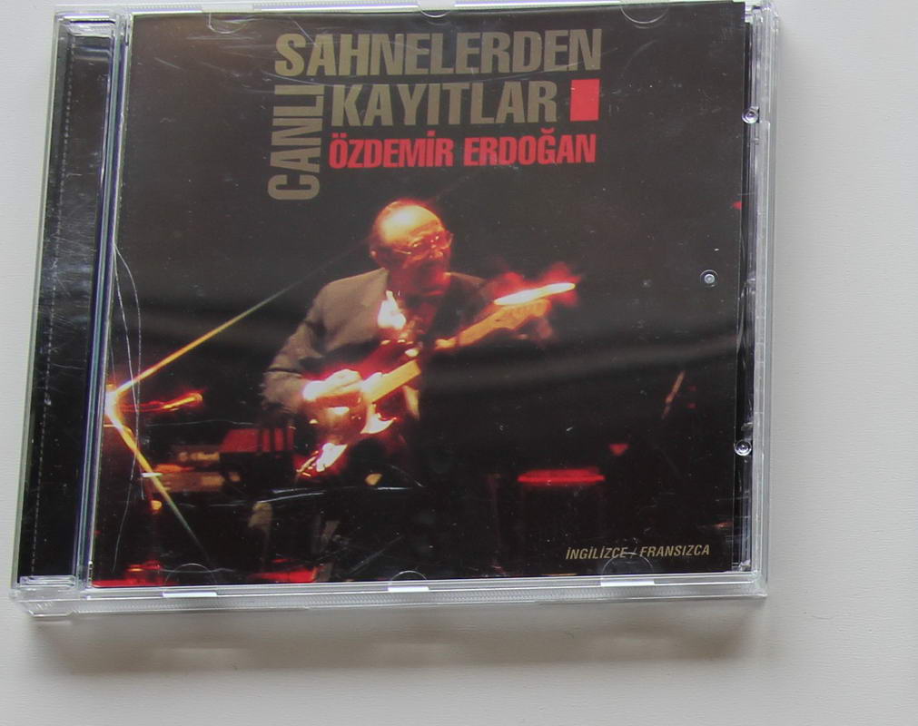 Özdemir Erdoğan - Sahneden Canlı Kayıtlar