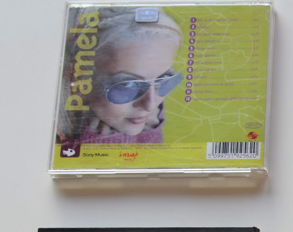 Pamela - Şehir Rehberi Arka