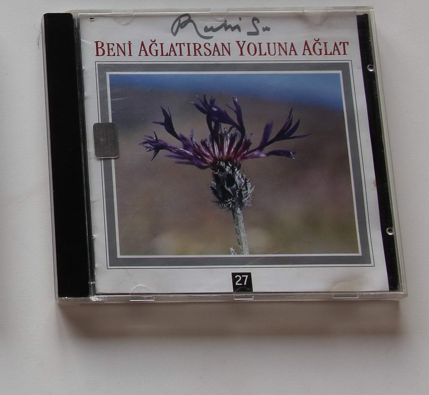 Ruhi Su - Beni Ağlatırsan Yoluna Ağlat