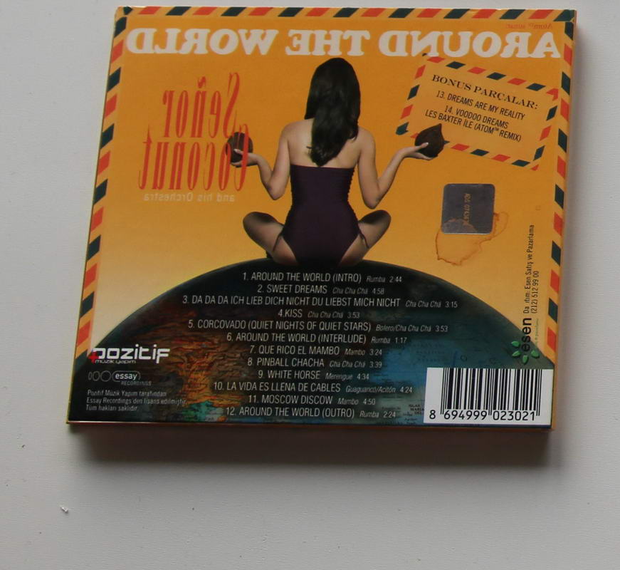 Senor Coconut And His Orchestra - Around The World With Senor Coconut And His Orchestra Arka