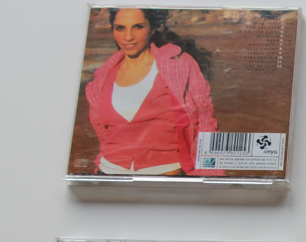 Sertab Erener - Aşk Ölmez Arka
