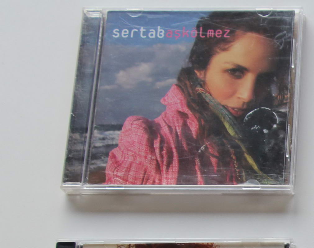 Sertab Erener - Aşk Ölmez