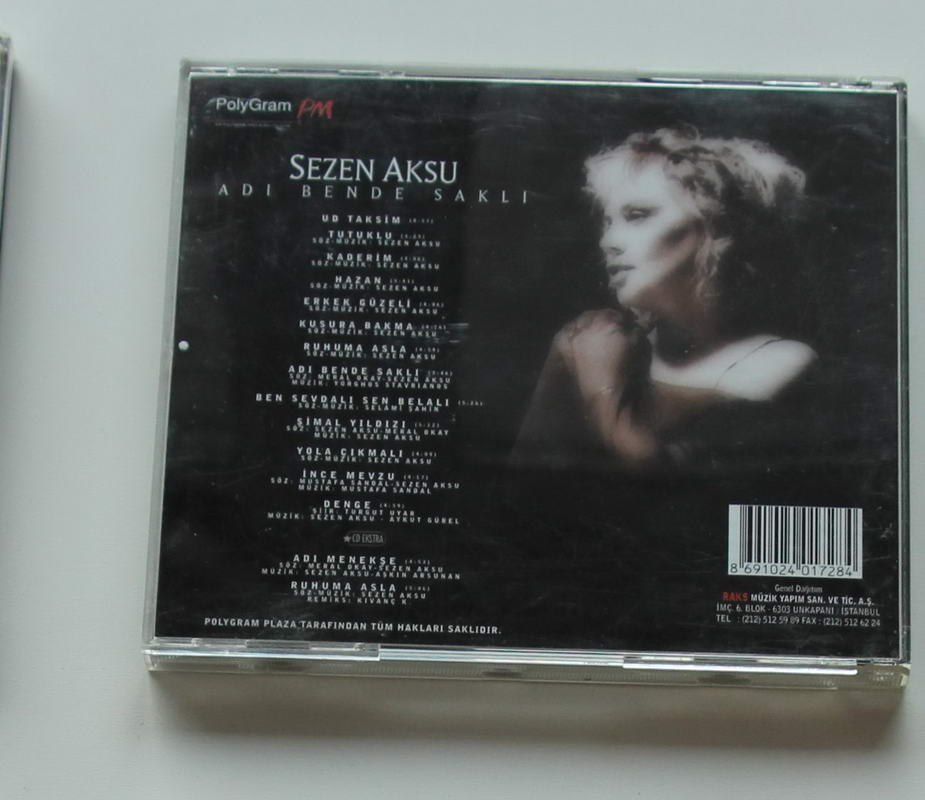 Sezen Aksu - Adı Bende Saklı - yedek Arka