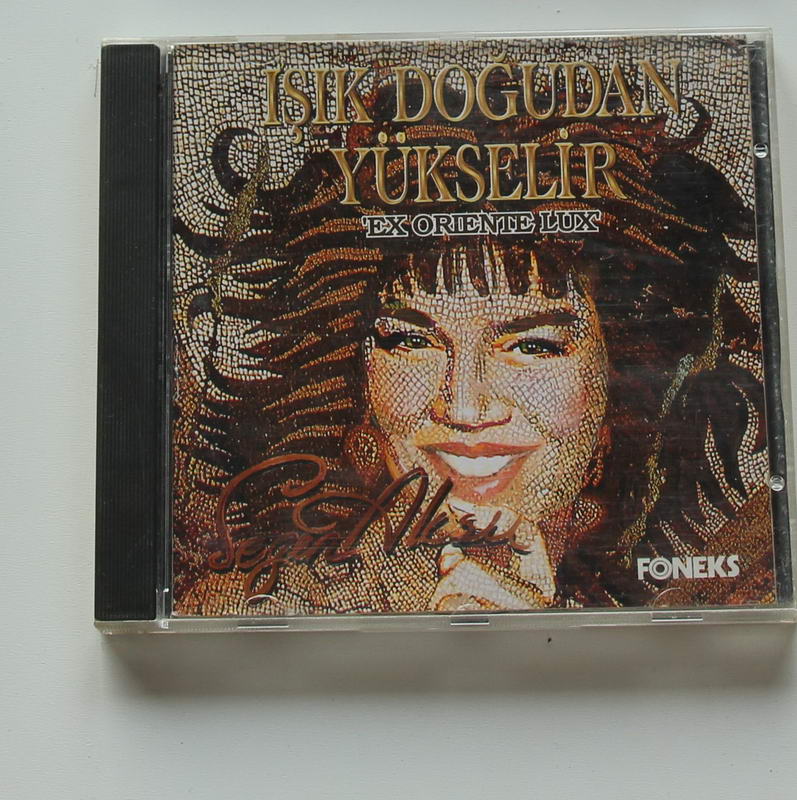 Sezen Aksu - Işık Doğudan Yükselir