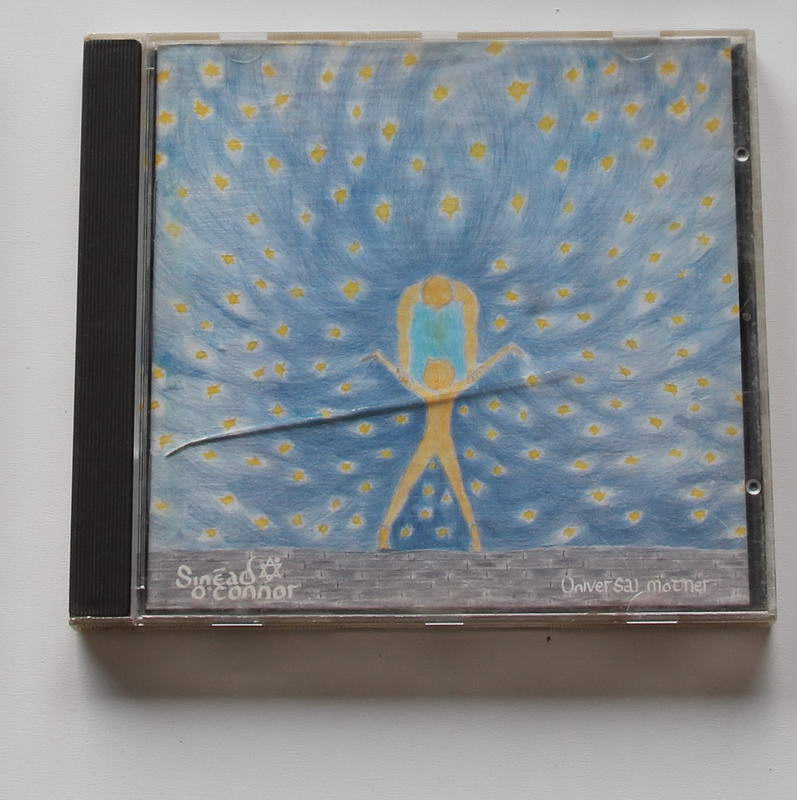 Sinead O Connor - Universal Mother