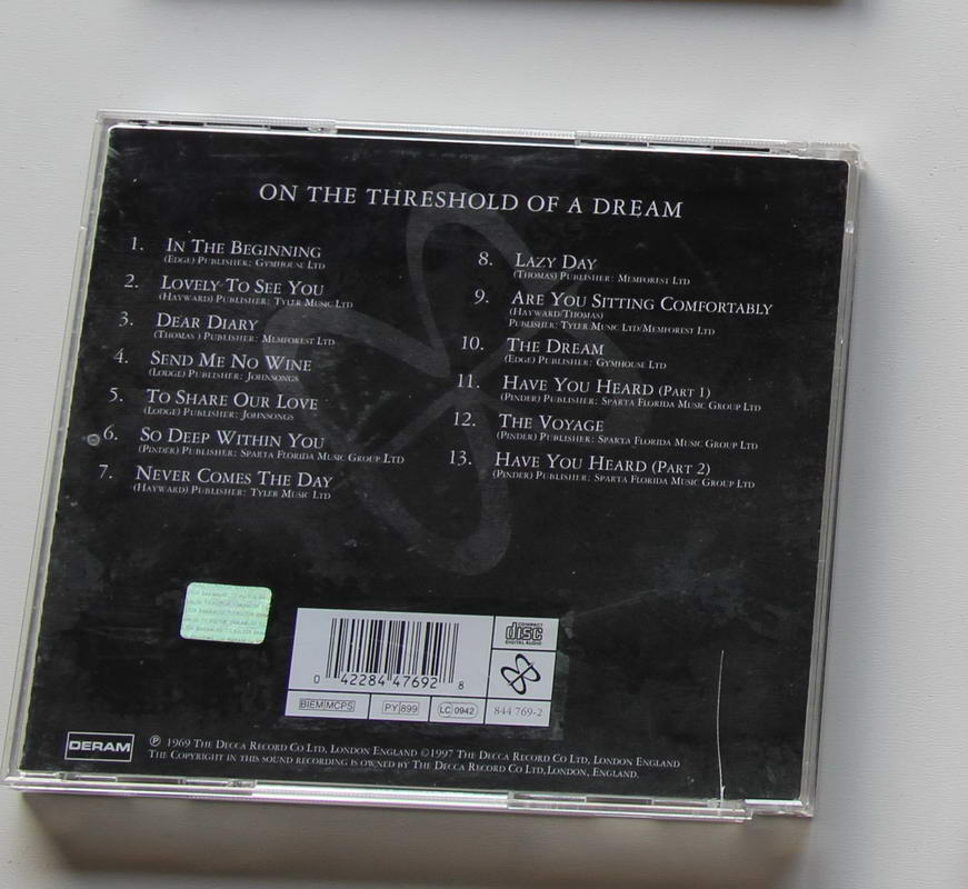 The Moody Blues - On The Threshold Of A Dream Arka