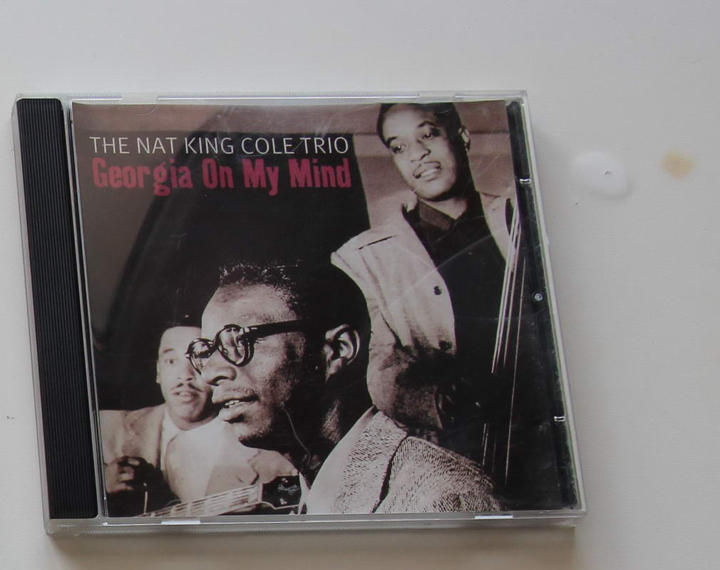 The Nat King Cole Trio - Georgia On My Mind