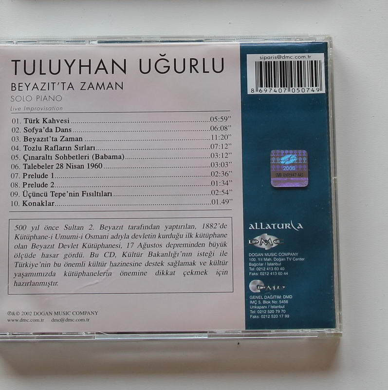 Tuluyhan Uğurlu - Beyazıt ta Zaman Arka