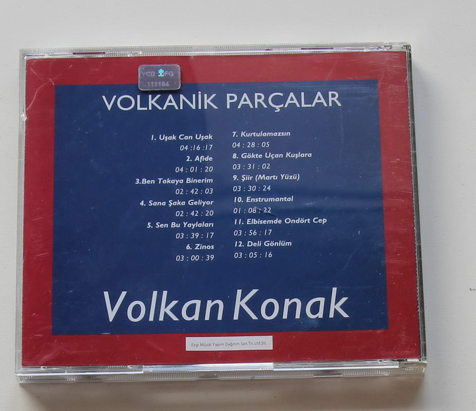 Volkan Konak - Volkanik Parçalar Arka