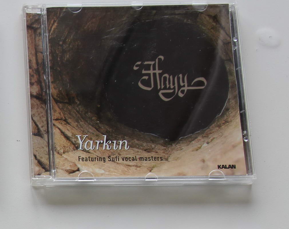 Yarkın Featuring Sufi vocal masters - Hayy