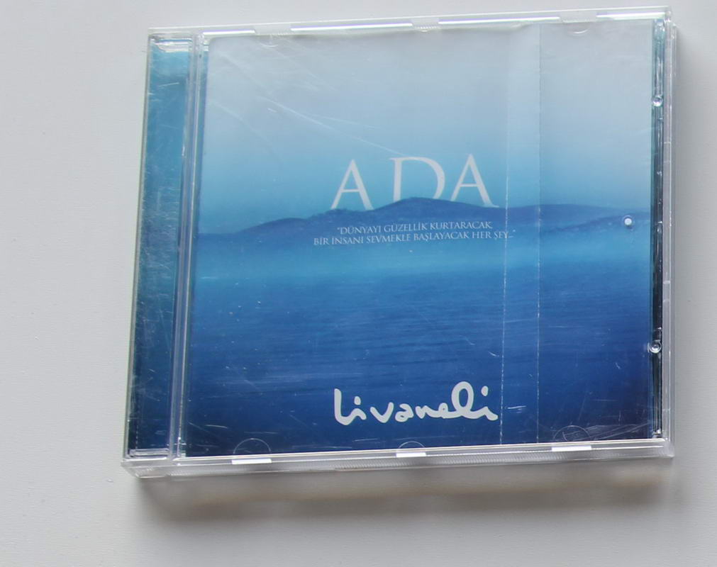Zülfü Livaneli - Ada