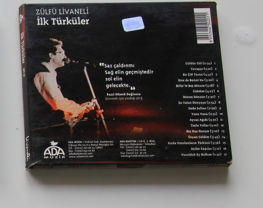 Zülfü Livaneli - ilk türküler Arka